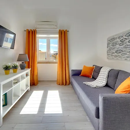 Apartament Tucha